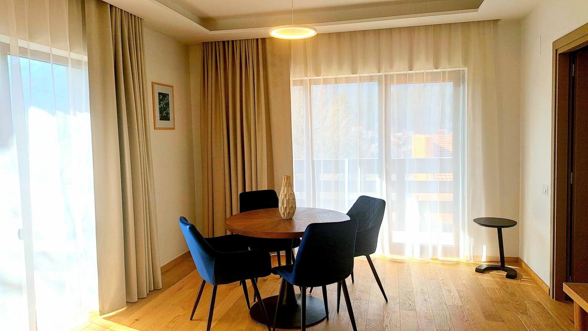 Pensiunea Leonida - Resort Leonida Poiana Tapului Luaran gambar